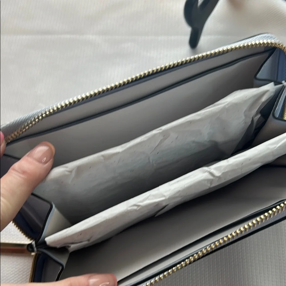 Kate Spade Bunbun Bunny Continental Embroidered Saffiano Leather Wallet NWT!! - Picture 6 of 8